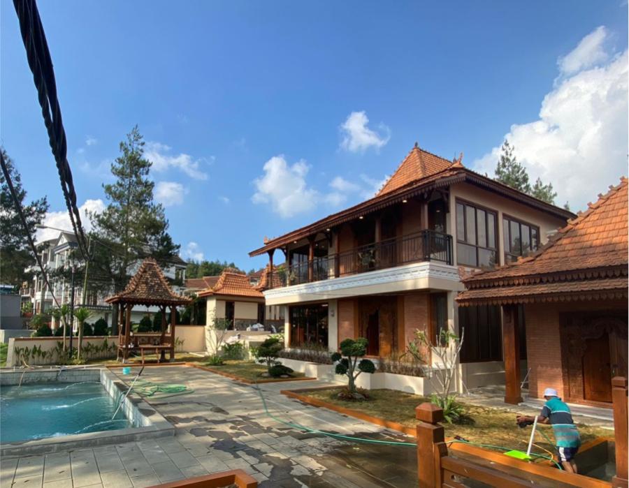 Villa Istana Bunga The Joglo Villa